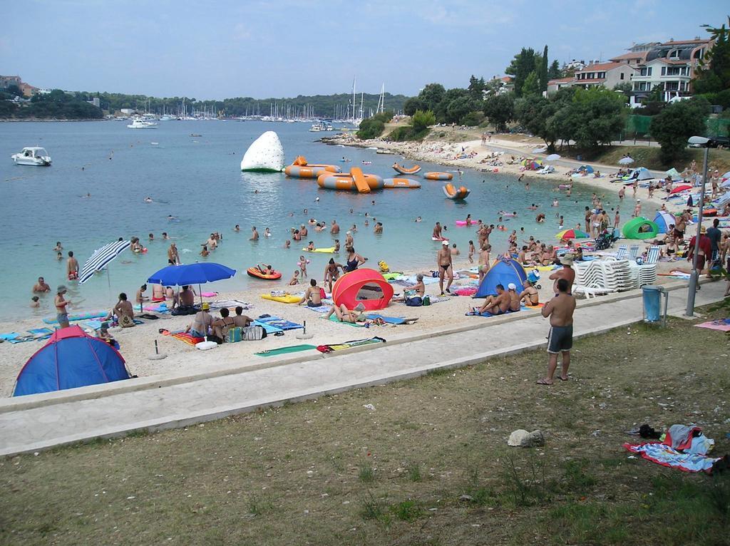 Vesna Apartment Pjescana Uvala Luaran gambar
