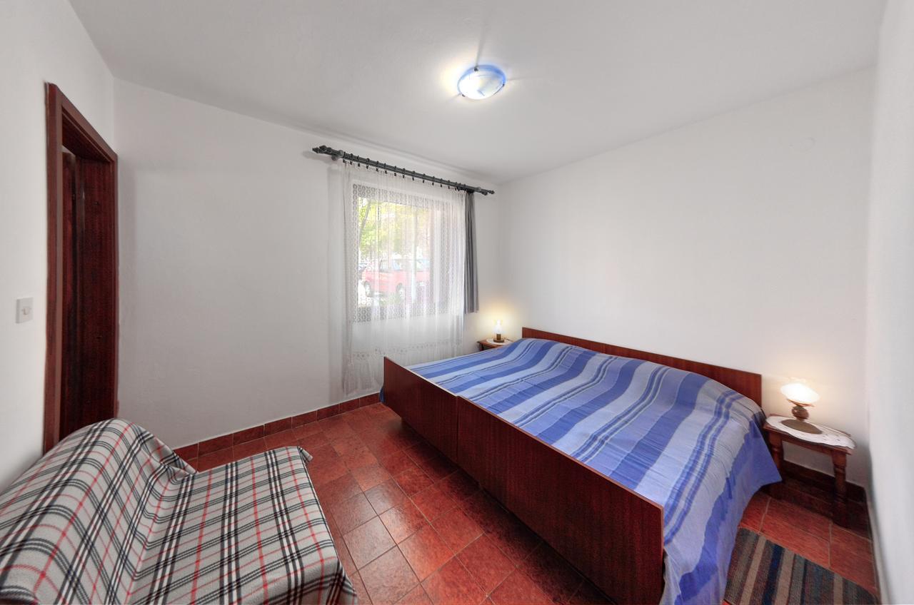 Vesna Apartment Pjescana Uvala Luaran gambar